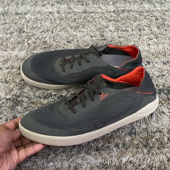 OluKai gray and Red lightweight slip on no laces to tie Sneakers sz 11 - Picture 5 of 10